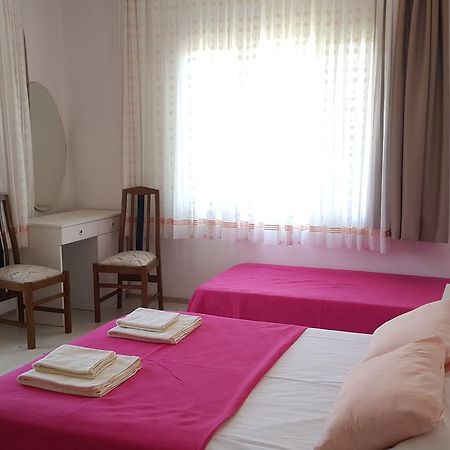 Ayvalik Pansiyon Luaran gambar